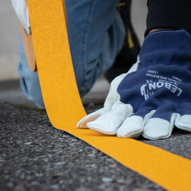 Primer for Outdoor Floor Marking Applications