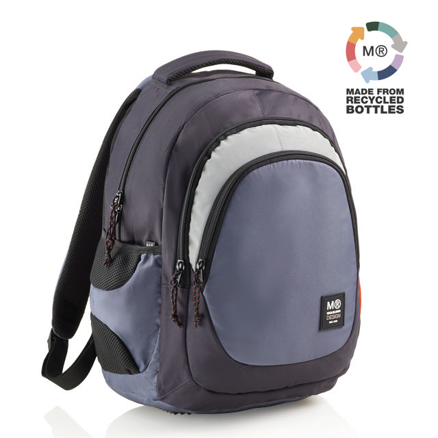 Backpack with built-in USB port